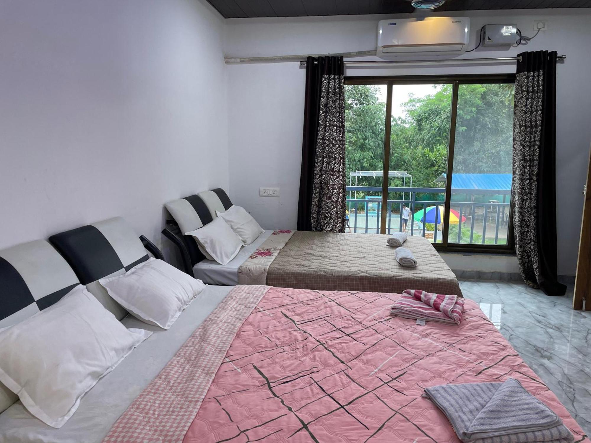 Riverland Farm And Resort Karjat Luaran gambar