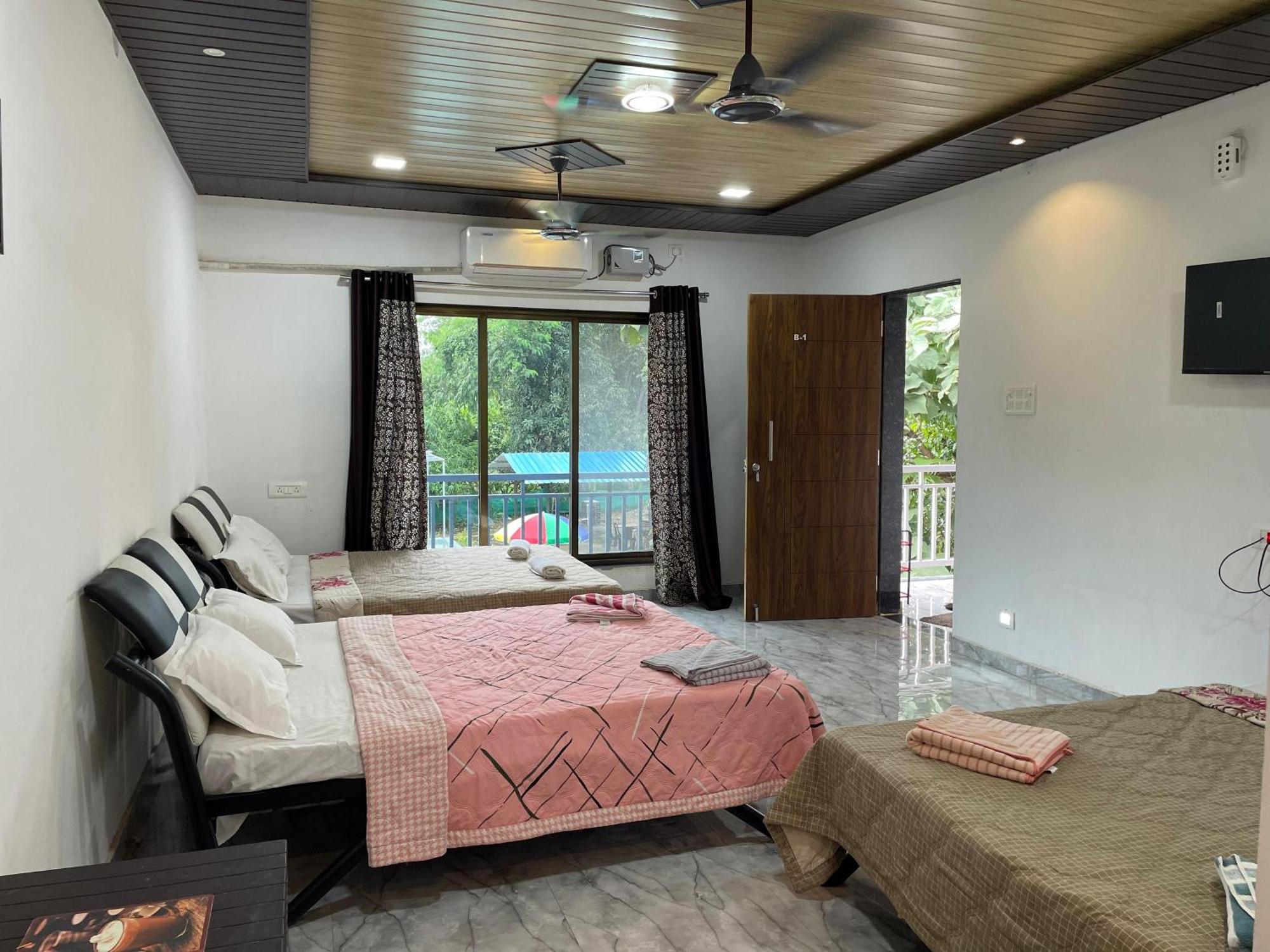 Riverland Farm And Resort Karjat Luaran gambar
